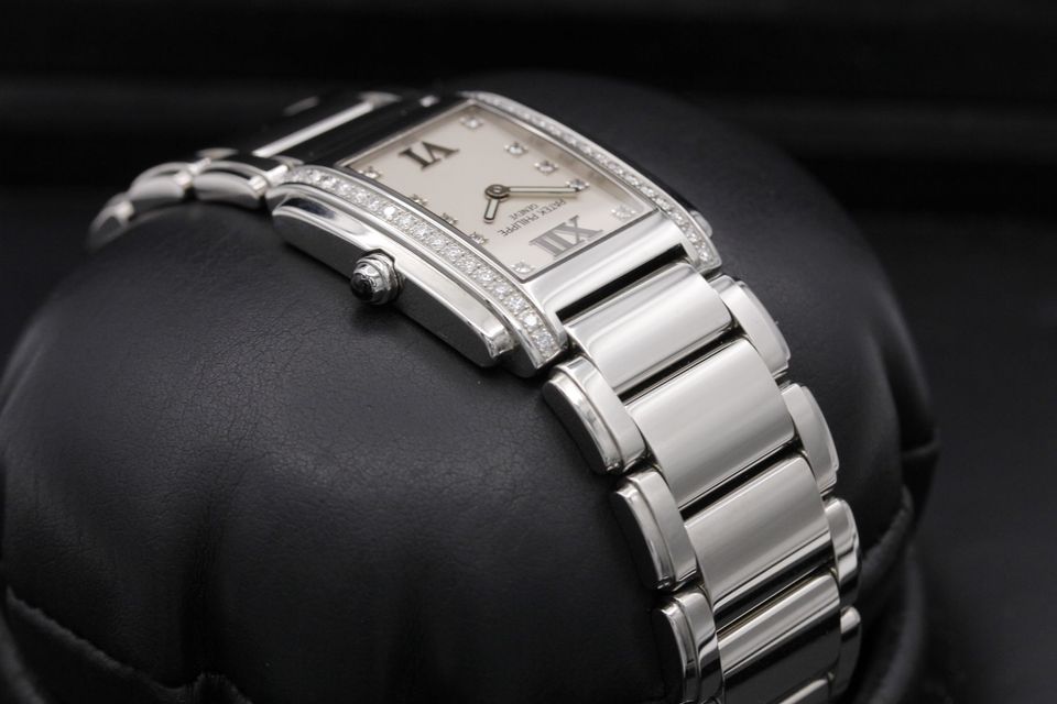 Patek Philippe Twenty-4 4910/10A-011 Image 4